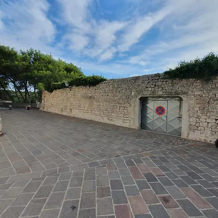 Apartment Bastinica Platinum Ap 4 * * * * * Krk Town